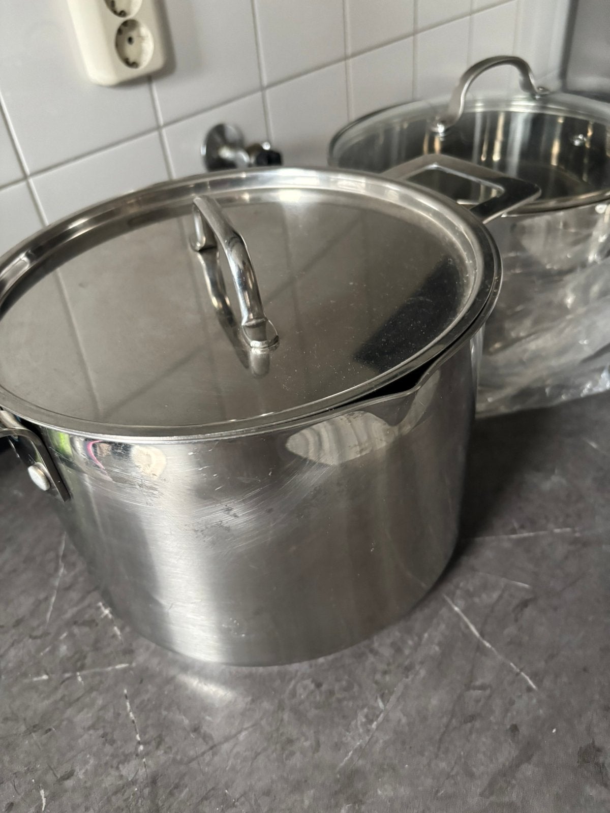 RVS Soeppan / Kookpan 20cm met RVS Deksel en Schenktuit zgan, Ophalen, Zo goed als nieuw, Rvs
