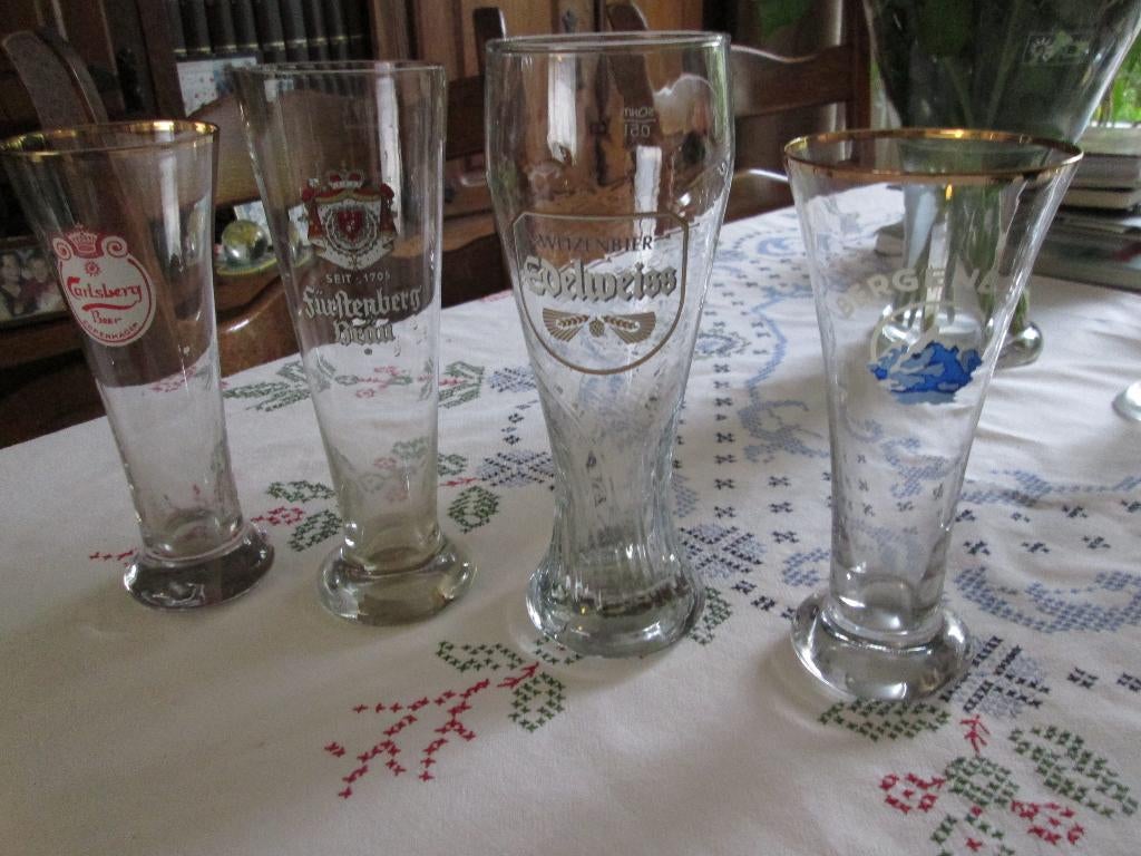 3 glazen,Carlsberg, Fürstenberg,Bergenbier, Verzamelen, Biermerken, Ophalen, Zo goed als nieuw, Glas of Glazen, Overige merken