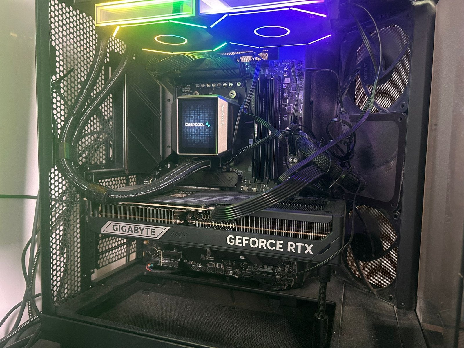 Gaming PC Ryzen 7 7800X3D | RTX 5070 Ti | 32GB RAM, Computers en Software, Desktop Pc's, Ophalen of Verzenden, Gaming, 4 Ghz of meer