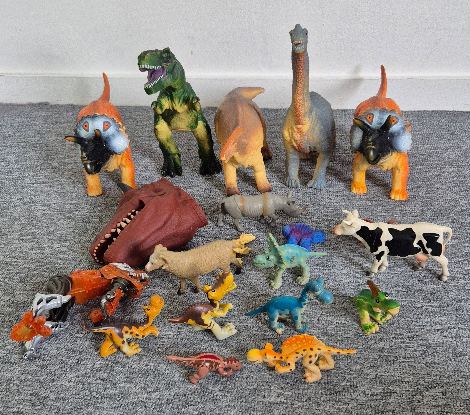 Dinosaurussen en diertjes figuren, Kinderen en Baby's, Speelgoed | Actiefiguren, Ophalen of Verzenden, Gebruikt