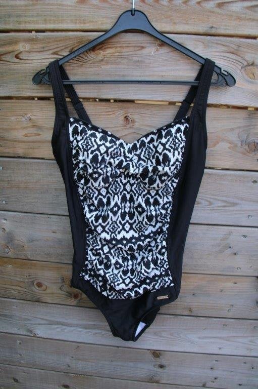 Badpak zwart/ creme Lascana mt 40 C Cup Vaste prijs, Lascana, Zwart, Badpak, Ophalen of Verzenden