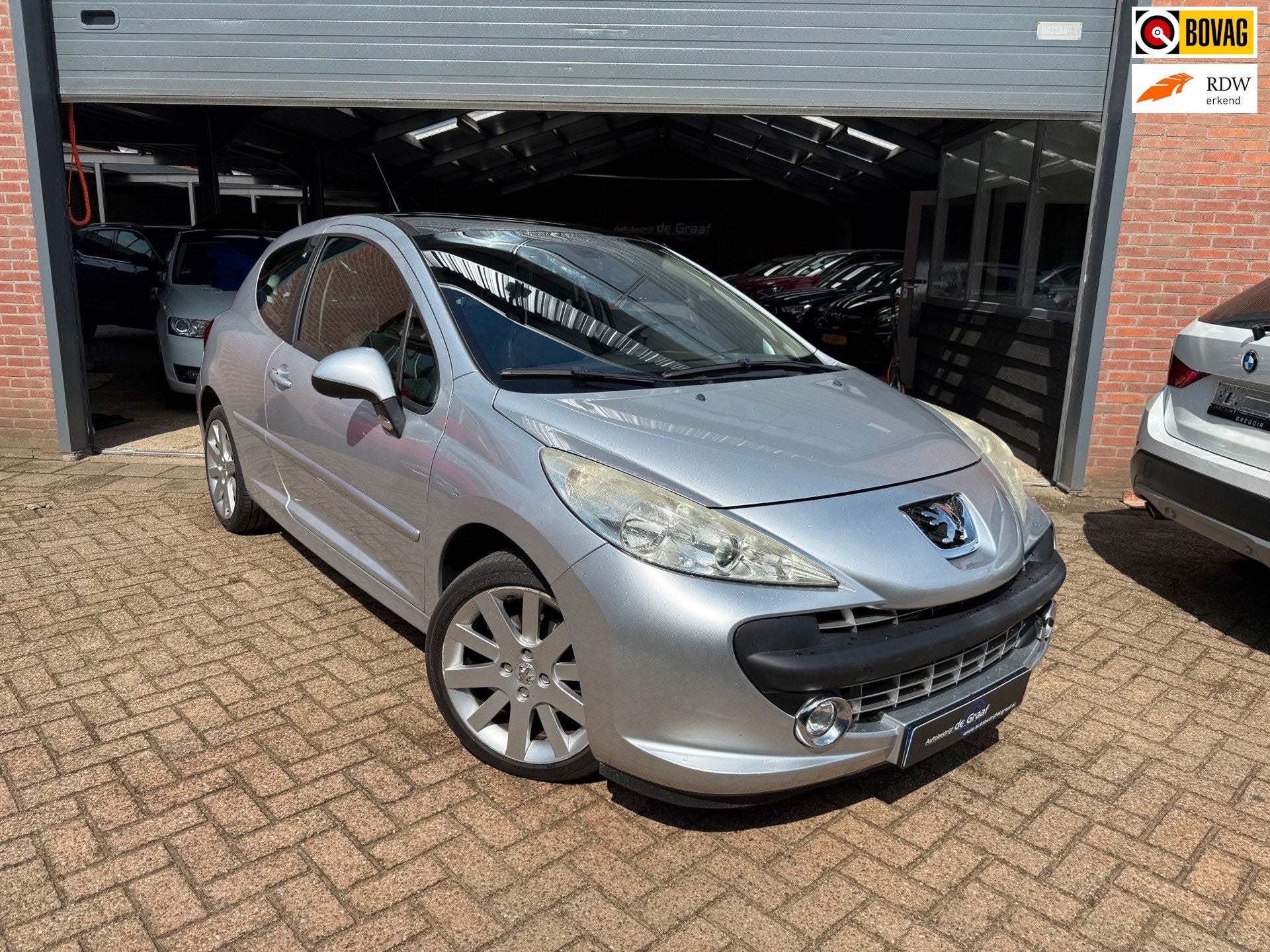 Peugeot 207 1.6-16V T Féline|PANO/CRUISE/PDC/AIRCO, Auto's, Voorwielaandrijving, 1227 kg, Gebruikt, 4 cilinders