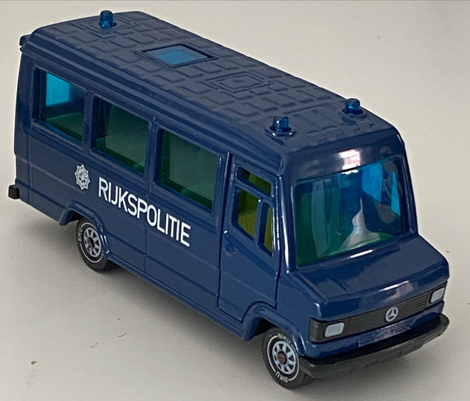 Siku Mercedes-Benz 809D Rijkspolitie Bus 1:43, Ophalen of Verzenden, Nieuw, Bus of Vrachtwagen, SIKU