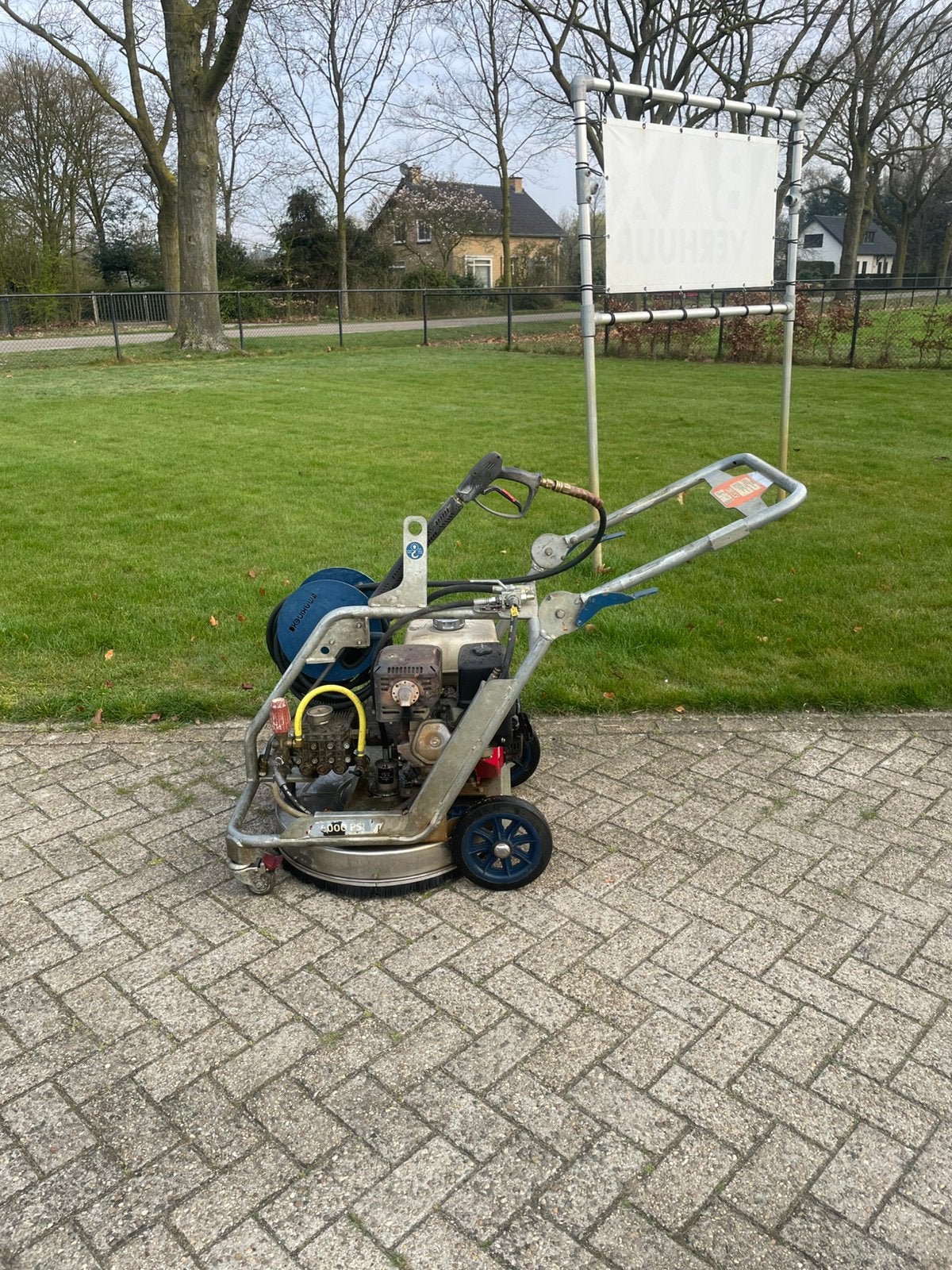 Terrasreiniger hogedrukspuit makinex, Ophalen, Zo goed als nieuw