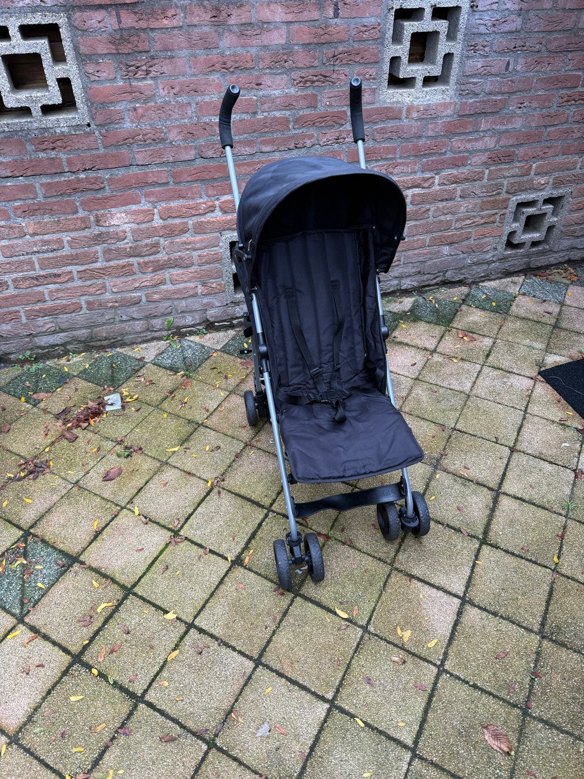 Handige en compacte buggy met zonnekap, Ophalen of Verzenden, Gebruikt, Overige merken, Verstelbare rugleuning