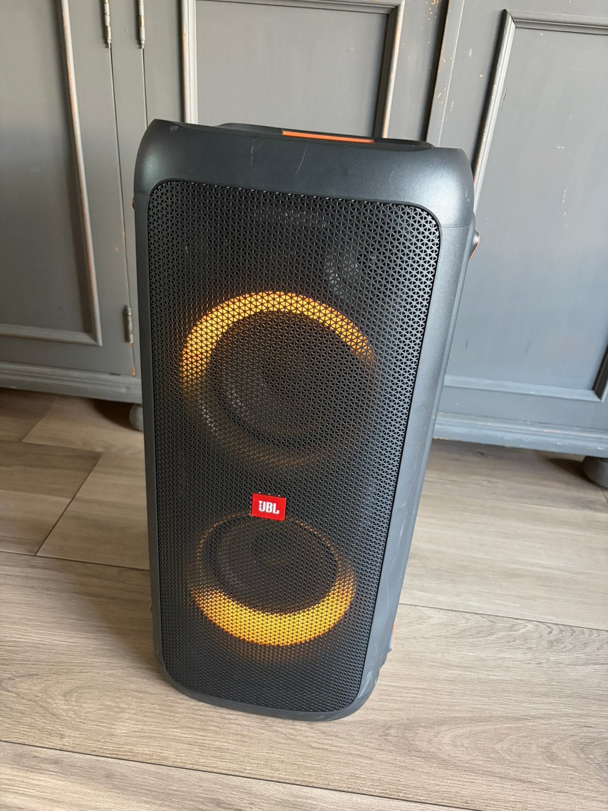 Jbl Partybox 300 draagbare bluetooth speaker, Gebruikt, JBL, Center speaker, AUX-ingang