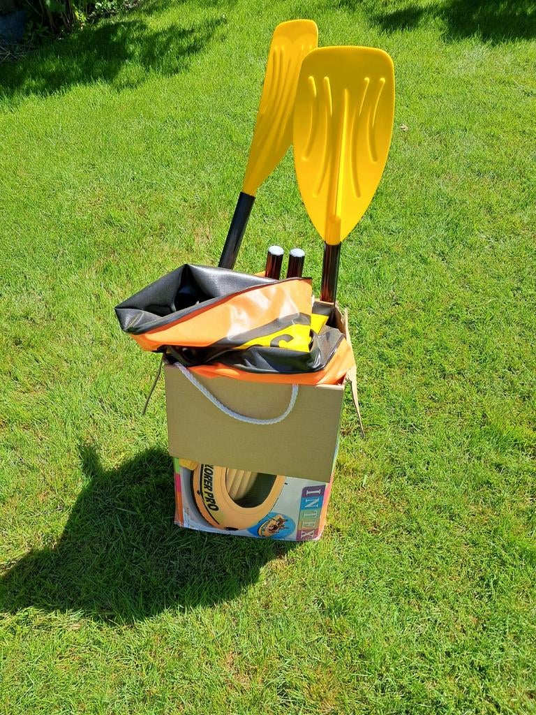 Intex Explorer Pro 200 opblaasboot met peddels, Ophalen, Gebruikt