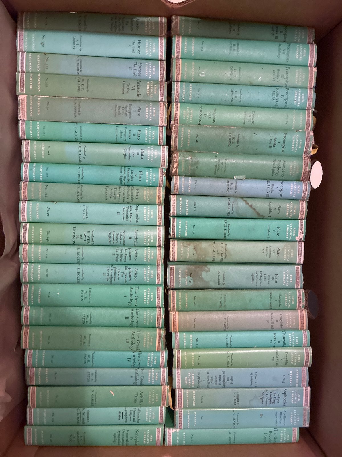 42 exemplaren van The Loeb Classical Library, Boeken, Ophalen, Gelezen, Europa overig