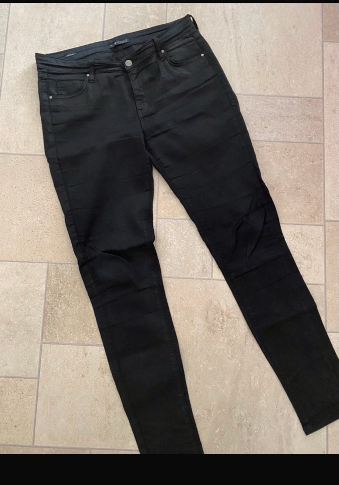 Zwarte Skinny Broek Maat M van S.T. Studio, Ophalen of Verzenden, Zo goed als nieuw, Zwart, W30 - W32 (confectie 38/40)