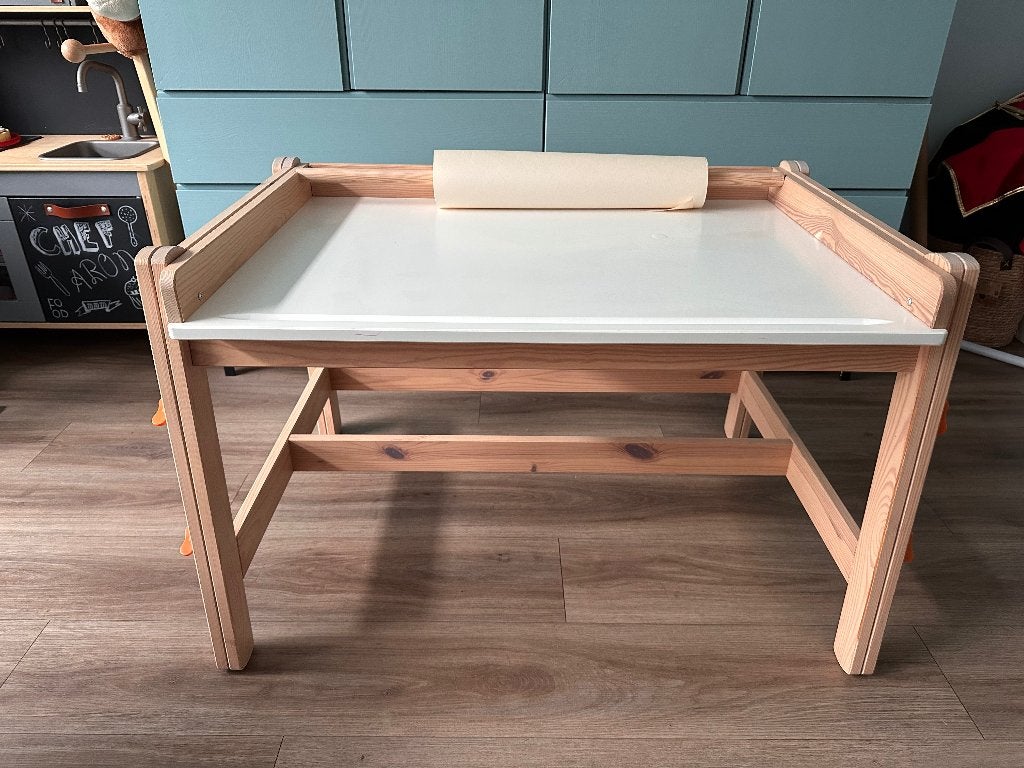 IKEA bureau kind FLISAT, Ophalen, Zo goed als nieuw, Tafel(s)