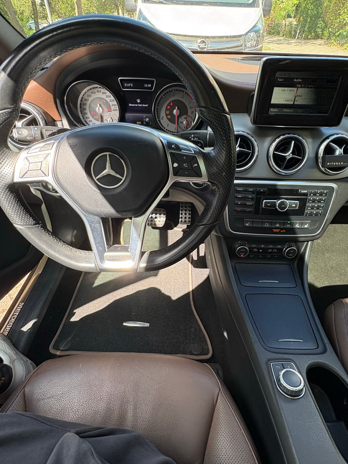 Foto 14 van Mercedes GLA 200, aut, camera, panorama