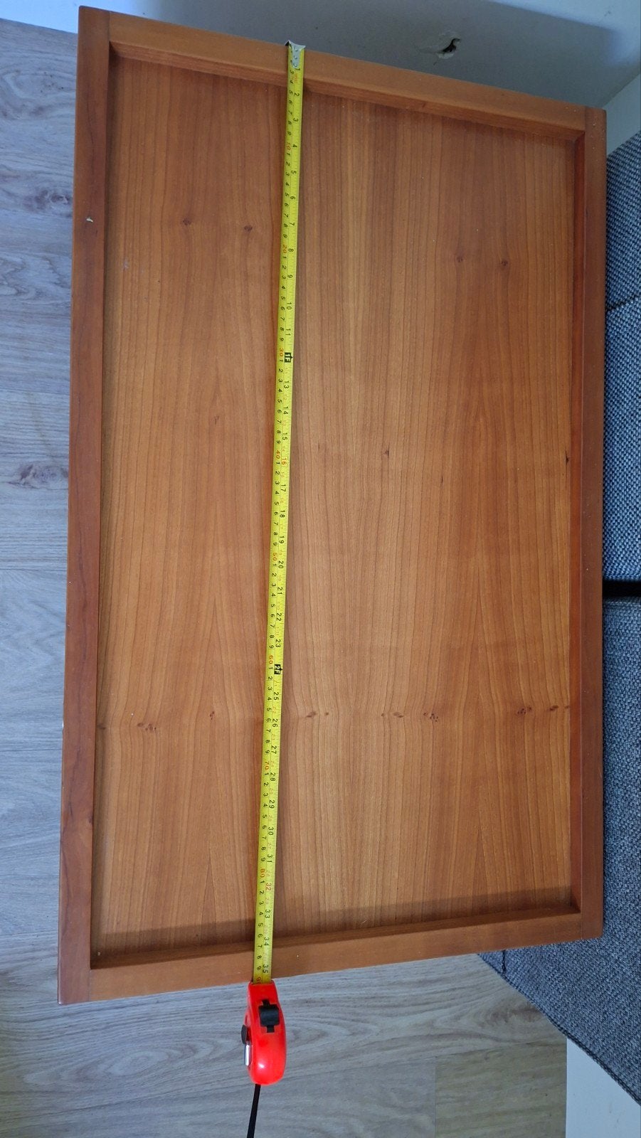 Jan des Bouvrie: Houten tafel / zitje met 8 lades op wielen, Gebruikt, Twee, Overige kleuren, Ophalen of Verzenden