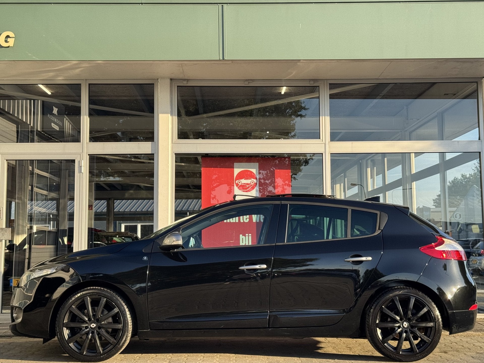 Renault Mégane 2.0 TCE GT | PANODAK! | NAVI! | CRUISE!, Auto's, Gebruikt, Zwart, 4 cilinders, 700 kg