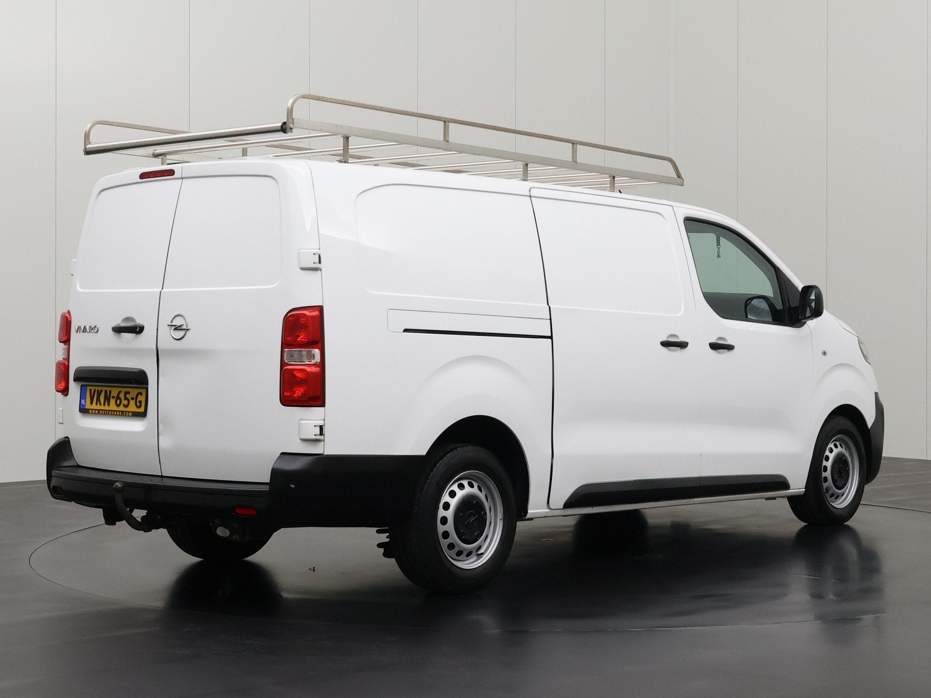 Opel Vivaro 1.5CDTI Lang Imperiaal | Trekhaak | Navigatie |, Voorwielaandrijving, Dealer onderhouden, Gebruikt, Wit