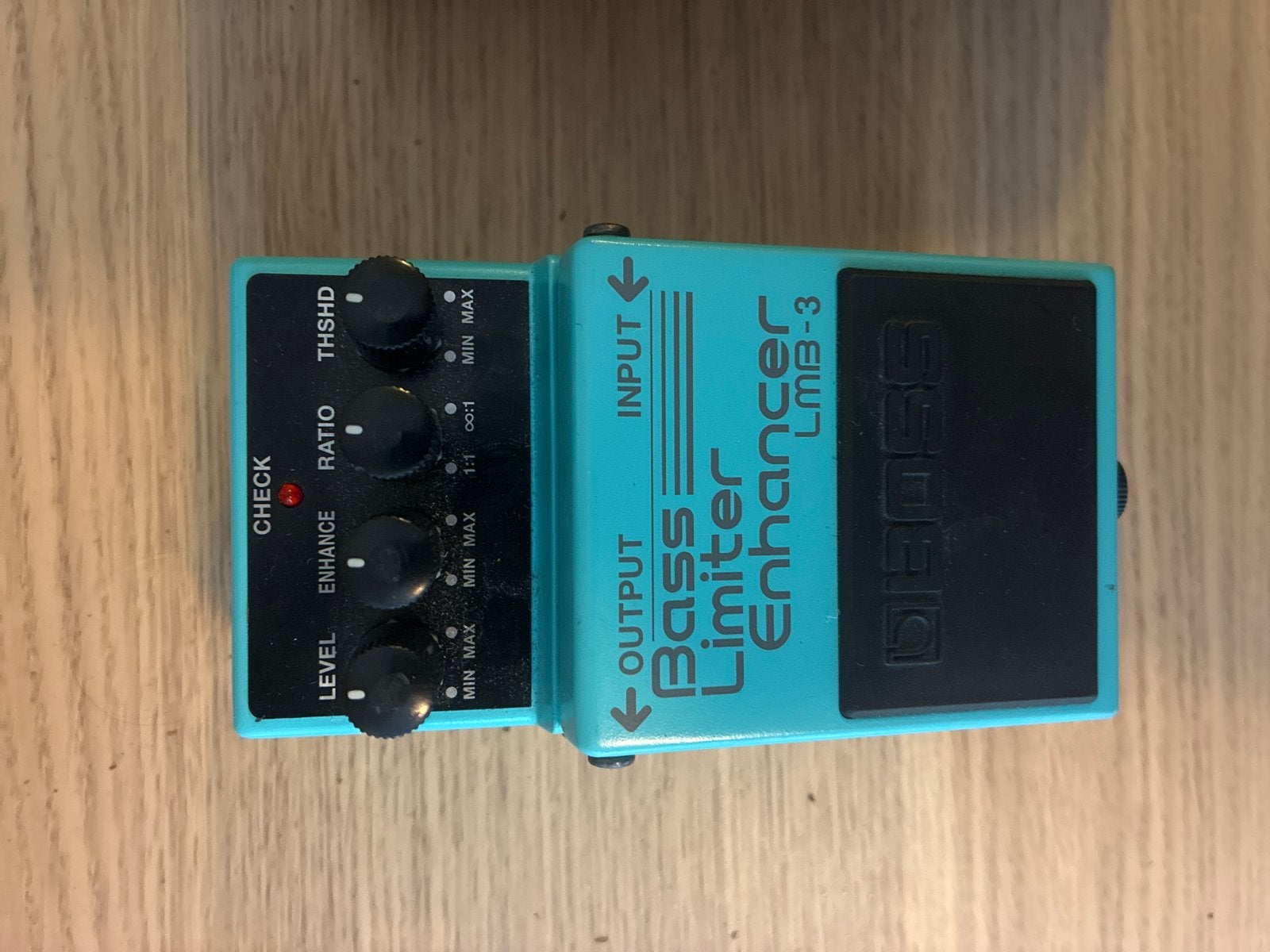 Boss LMB-3 Bass Limiter Enhancer effectpedaal, Muziek en Instrumenten, Ophalen of Verzenden, Zo goed als nieuw, Compressor
