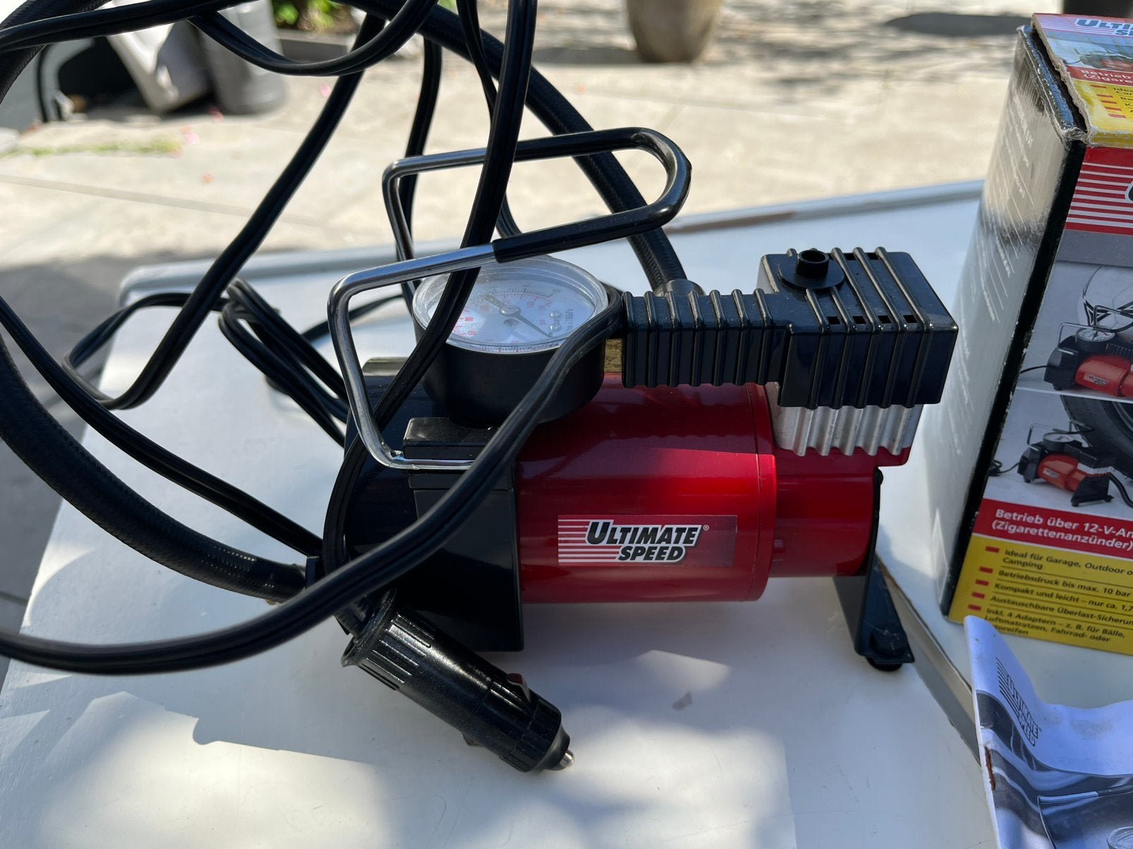 Mini compressor UMK-10, Ophalen of Verzenden, Zo goed als nieuw