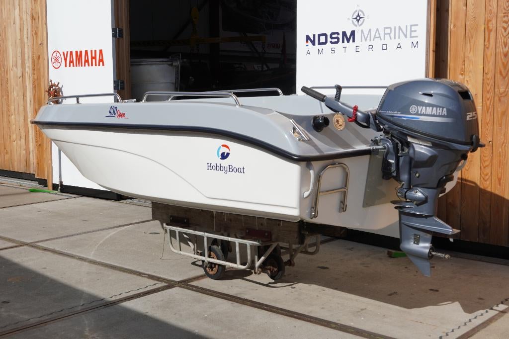 Hobby Boat 430 Open + Yamaha F25 - NIEUW, Watersport en Boten, Ophalen, 10 tot 30 pk, Nieuw, Buitenboordmotor