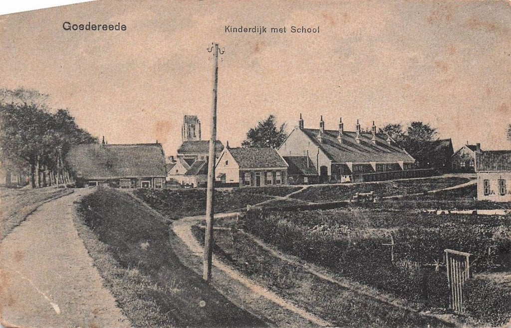 703-062-037 Goedereede Kinderdijk met School, Verzenden, Voor 1920, Zuid-Holland