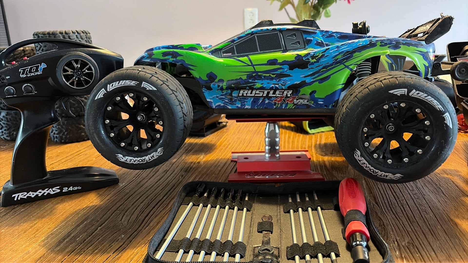 Traxxas Rustler 4x4 vxl, Ophalen of Verzenden, Zo goed als nieuw, Auto offroad