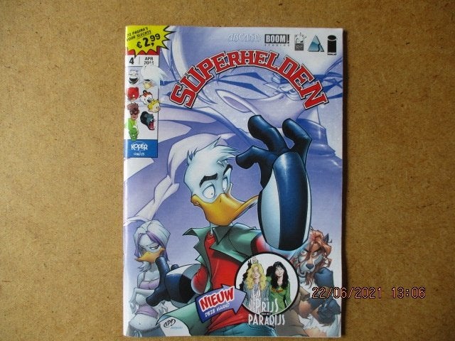 adv4527 superhelden, Eén comic, Ophalen, Gelezen, Overige gebieden