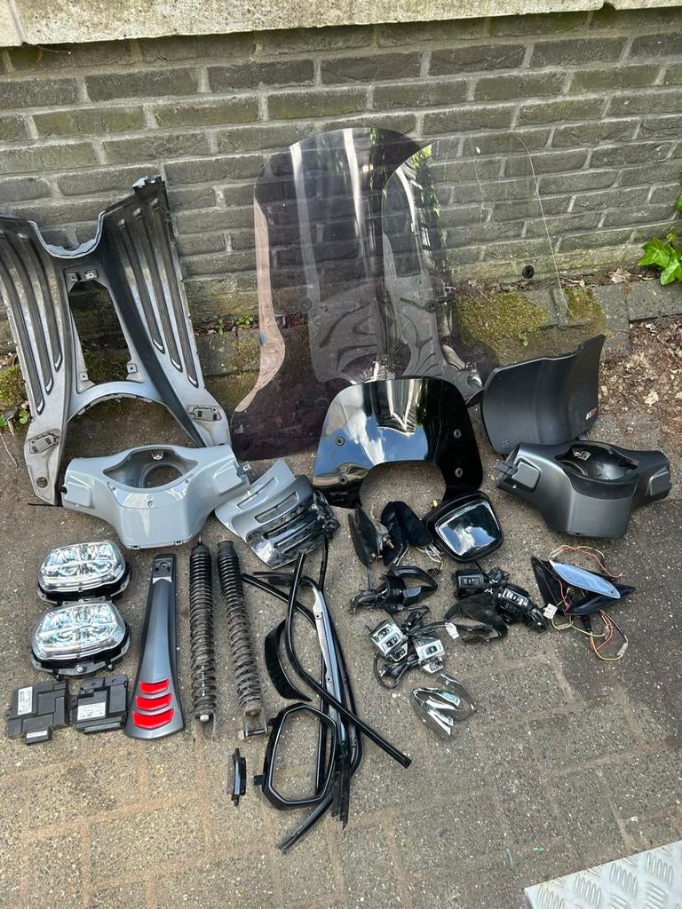 Vespa sprint diverse onderdelen, Ophalen of Verzenden, Zo goed als nieuw, Overige typen