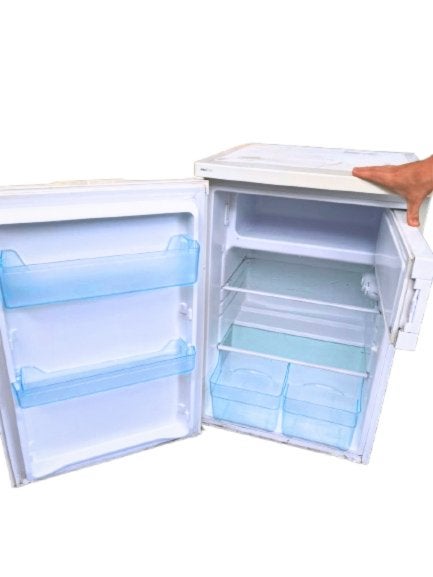 Fridge Proline Mini Koelkast 100 Liter (price negotiable), Gebruikt, Met vriesvak, Ophalen, 85 tot 120 cm