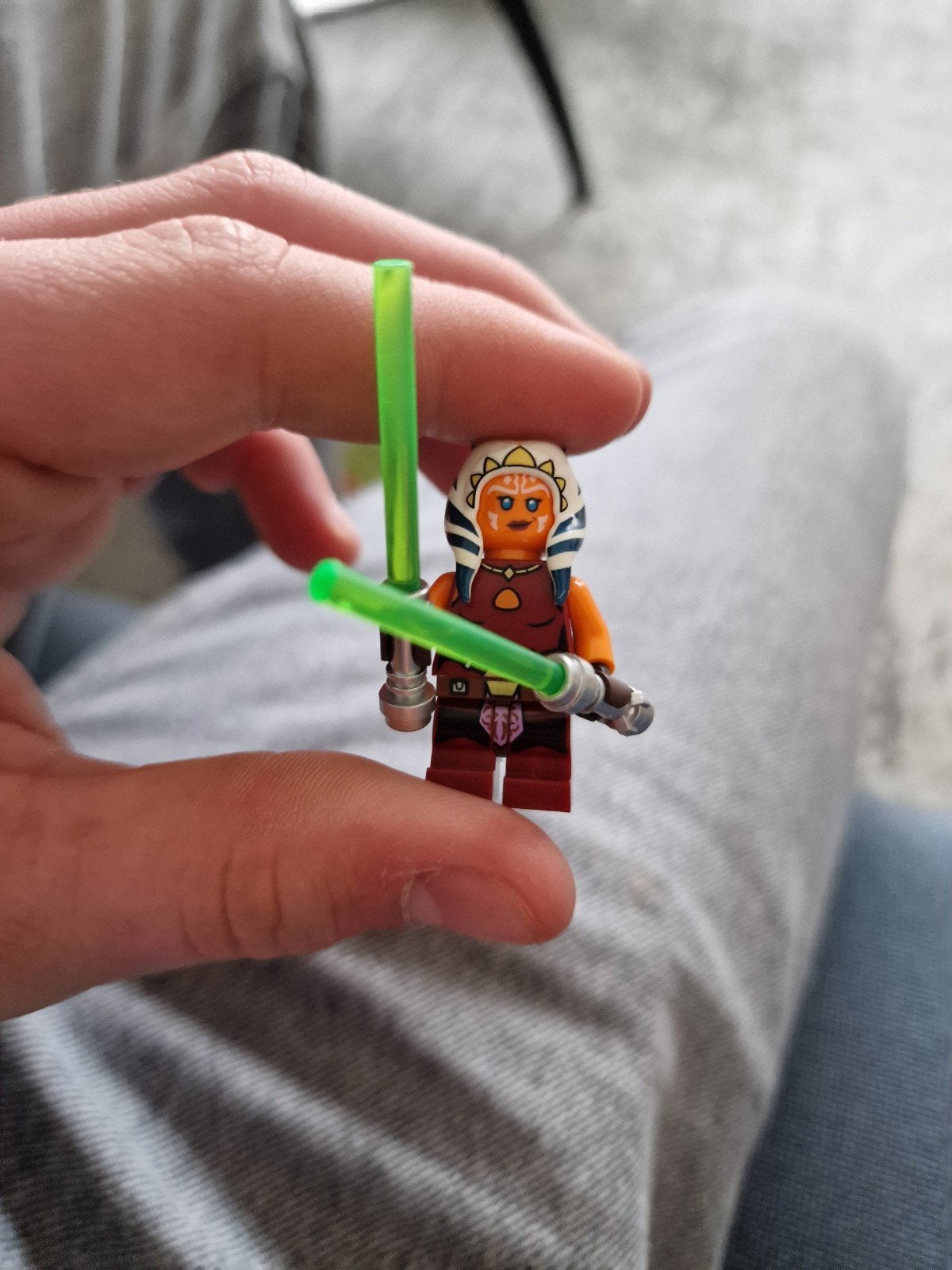 LEGO Star Wars Ahsoka Tano minifiguur met lichtzwaarden, Ophalen of Verzenden, Zo goed als nieuw, Overige merken
