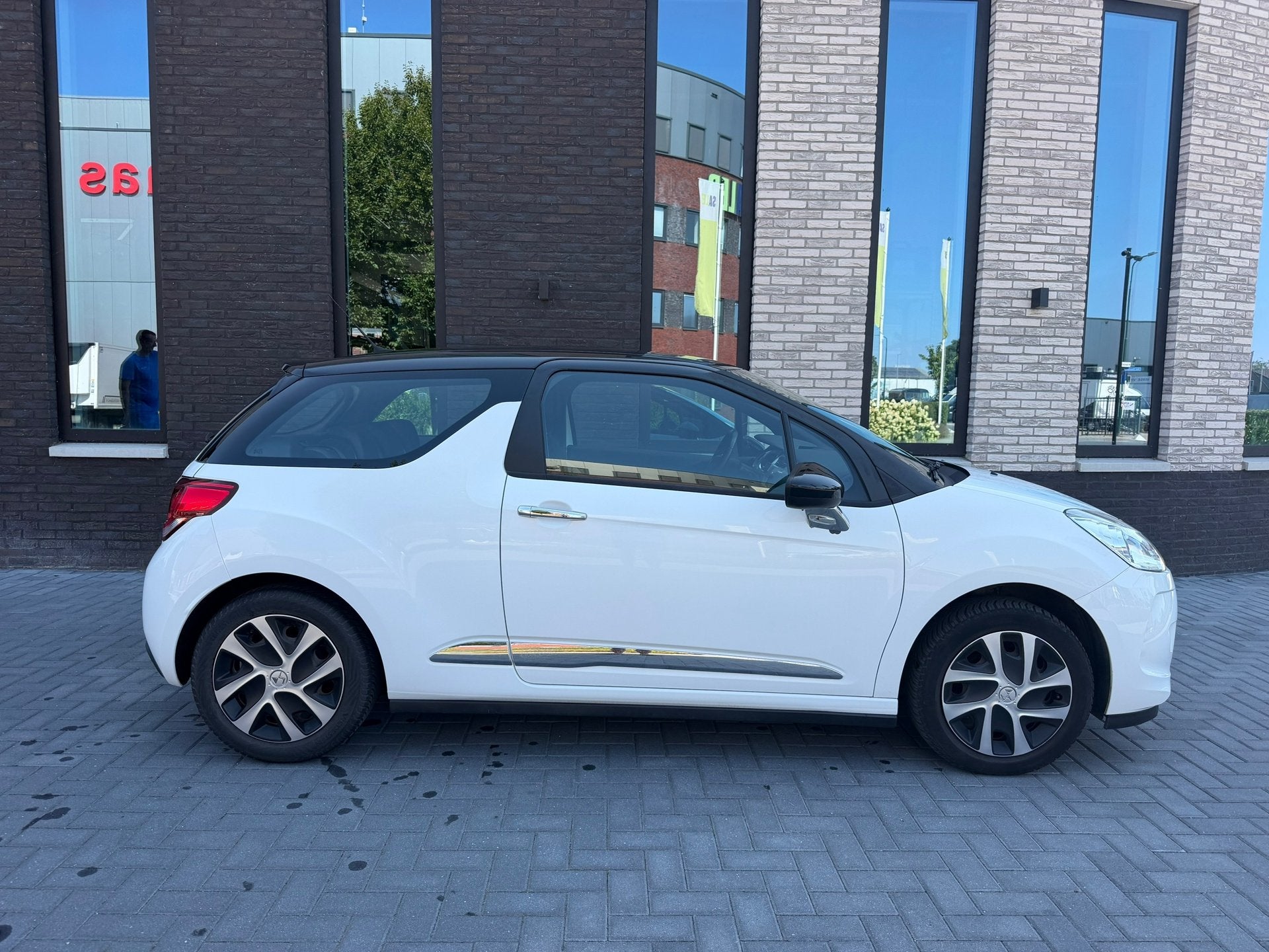 DS 3 1.2 PureTech Chic, Auto's, Voorwielaandrijving, Gebruikt, 1199 cc, 82 pk