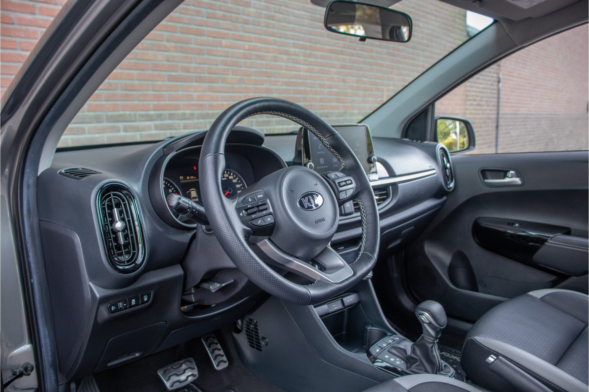 Kia Picanto 1.2 Automaat GT-Line 5-persoons Dealer onderhoud, Dealer onderhouden, Gebruikt, Zwart, Leder