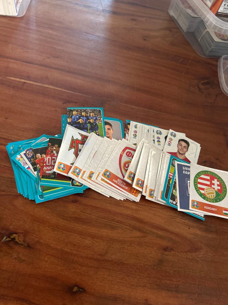 EK 2020 Panini plaatjes - Veel logo's, Ophalen of Verzenden, Gebruikt, Meerdere plaatjes
