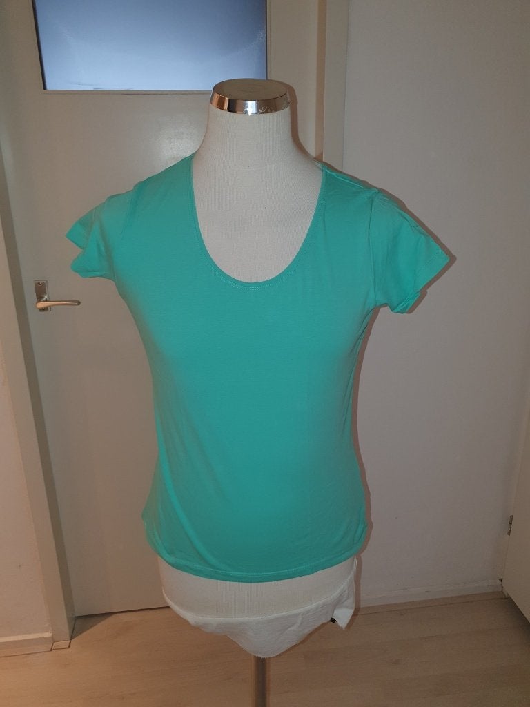 Turquoise T-shirt met korte mouwen maat L, Maat 42/44 (L), Ophalen of Verzenden, Zo goed als nieuw, Korte mouw
