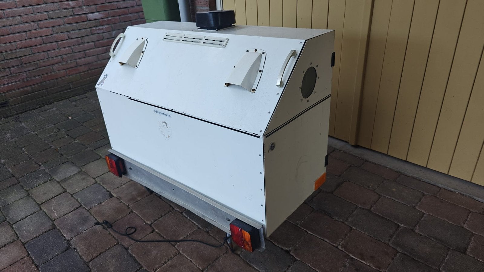 Hondenkennel voor op trekhaak, Dieren en Toebehoren, Hondenhokken, Ophalen, Hondenkennel, 100 cm of meer, 110 cm of meer