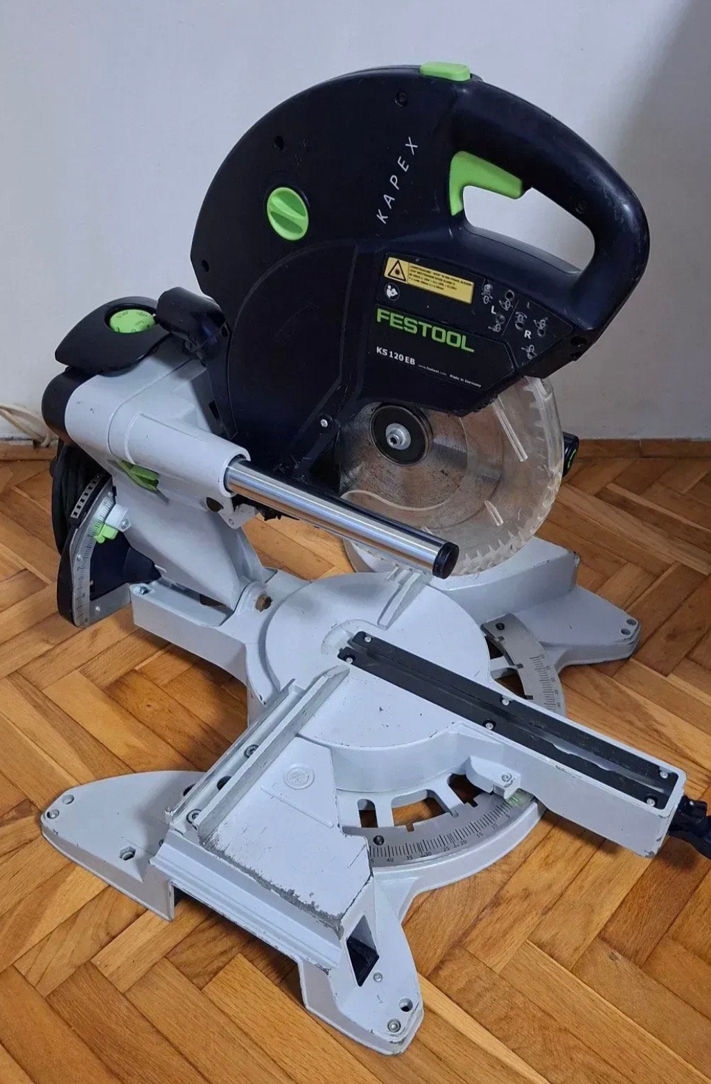 Festool kapex 120, Doe-het-zelf en Verbouw, Gereedschap | Zaagmachines, Ophalen of Verzenden, Zo goed als nieuw, Afkortzaag, 30 tot 70 mm