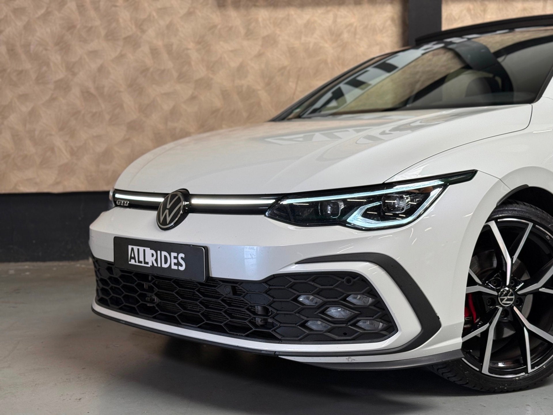 Volkswagen Golf 2.0 TDI GTD | Sfeerverlichting | Stuur/Stoel, Gebruikt, 4 cilinders, Automatische klimaatregeling, Bedrijf