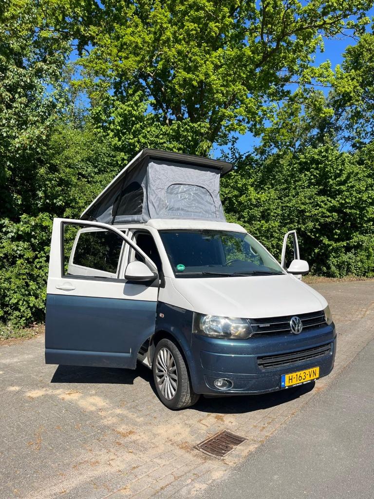 VW Multivan T5 2014, Hefdak, 4 slaap, 6 zit, 160dkm,Trekhaak, Caravans en Kamperen, Campers, Particulier, tot en met 4, Half-integraal