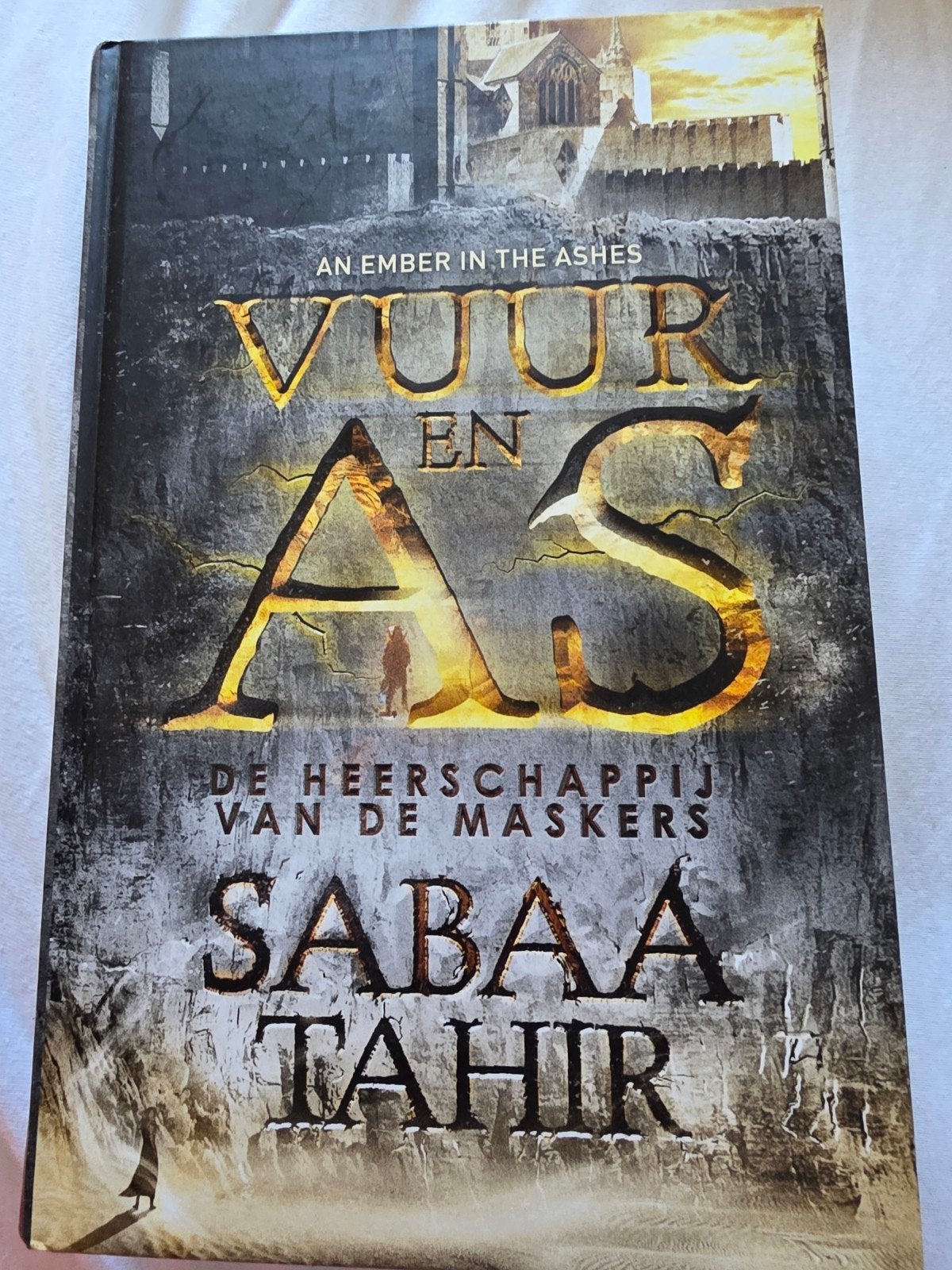 Vuur en As - Sabaa Tahir (Hardcover), Boeken, Ophalen of Verzenden
