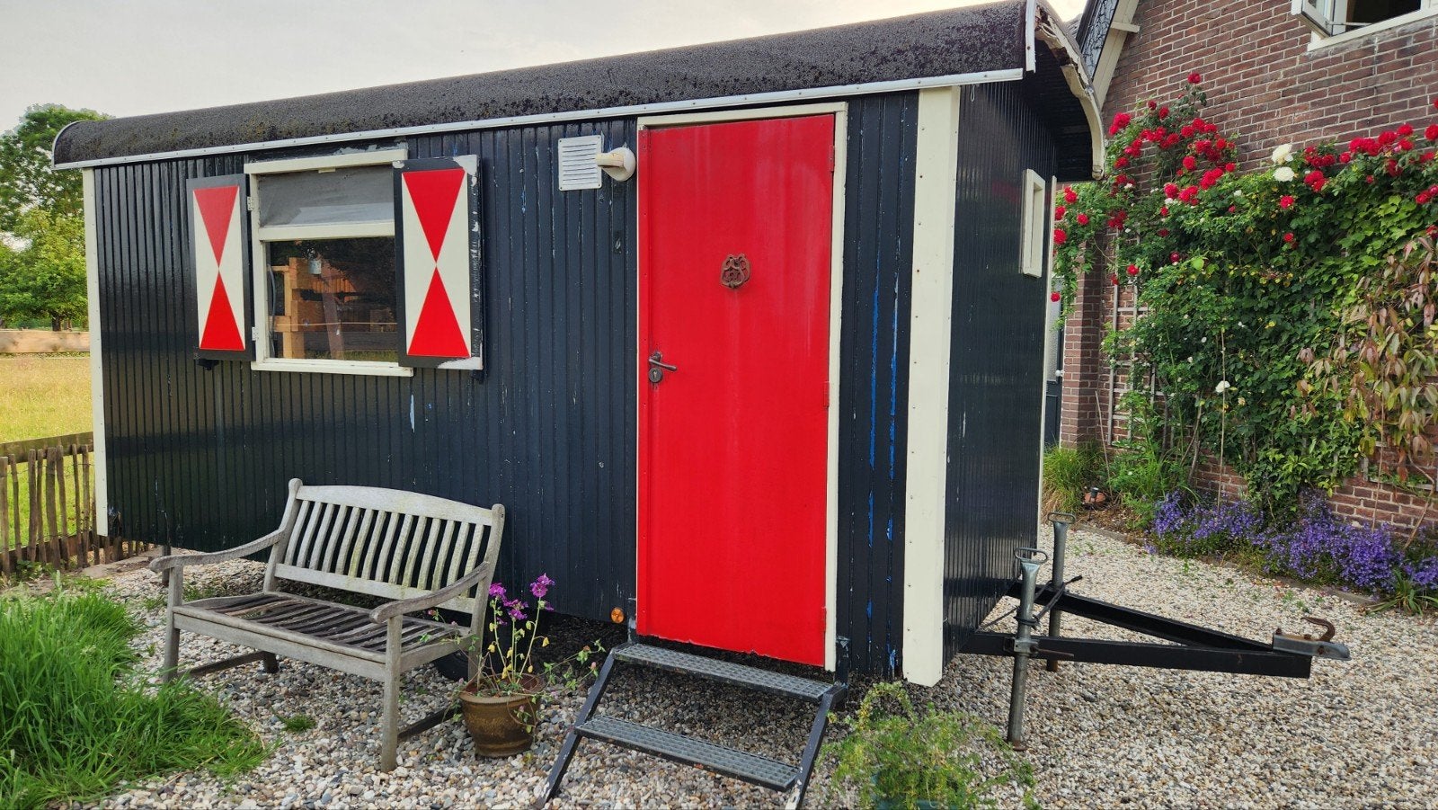 Pipowagen Tuinhuis Keet Tinyhouse 10 m2, Ophalen, 3 ramen of meer, 250 tot 500 cm, Overige typen