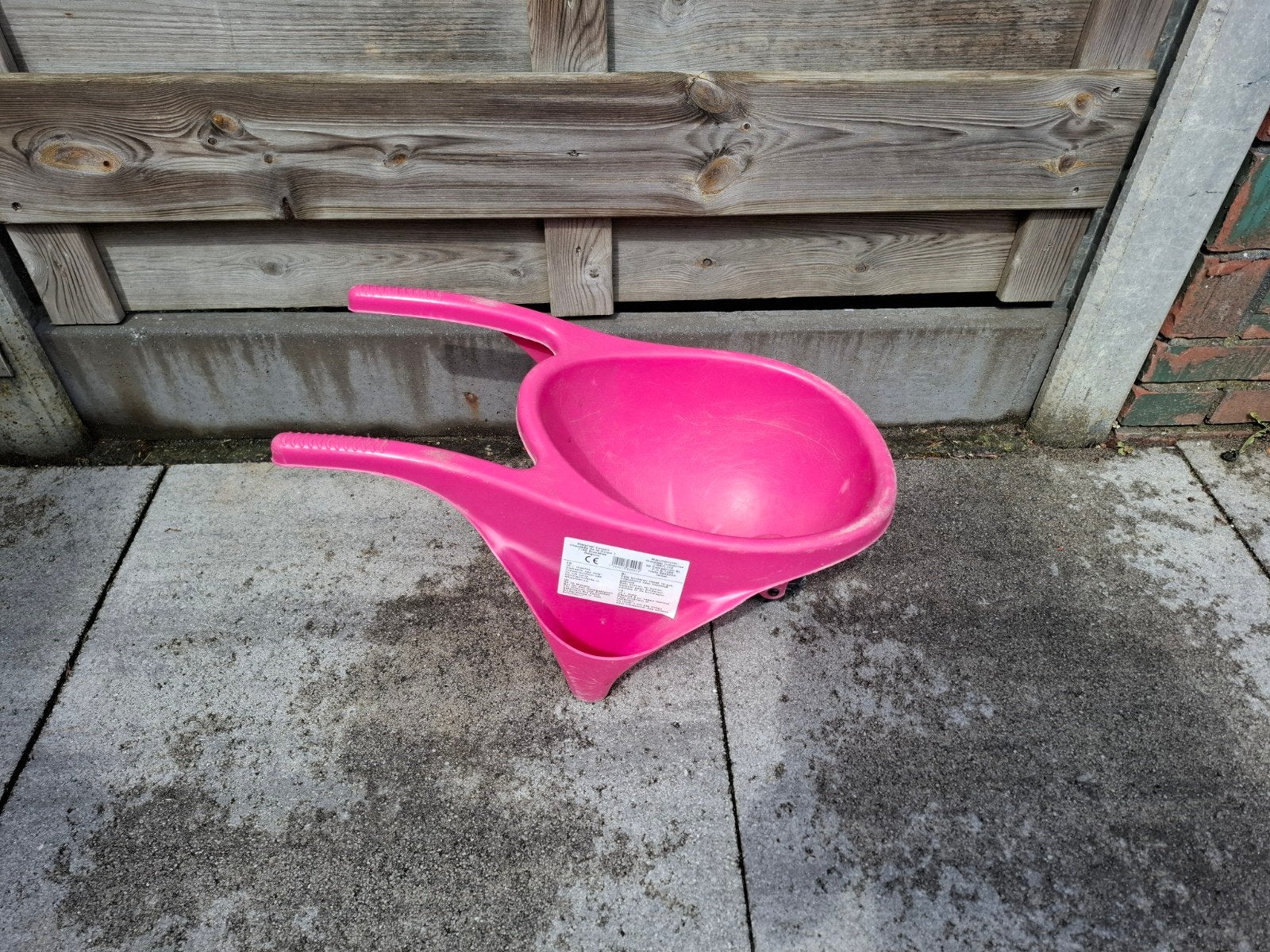 Roze speelgoed kruiwagen, Ophalen, Gebruikt