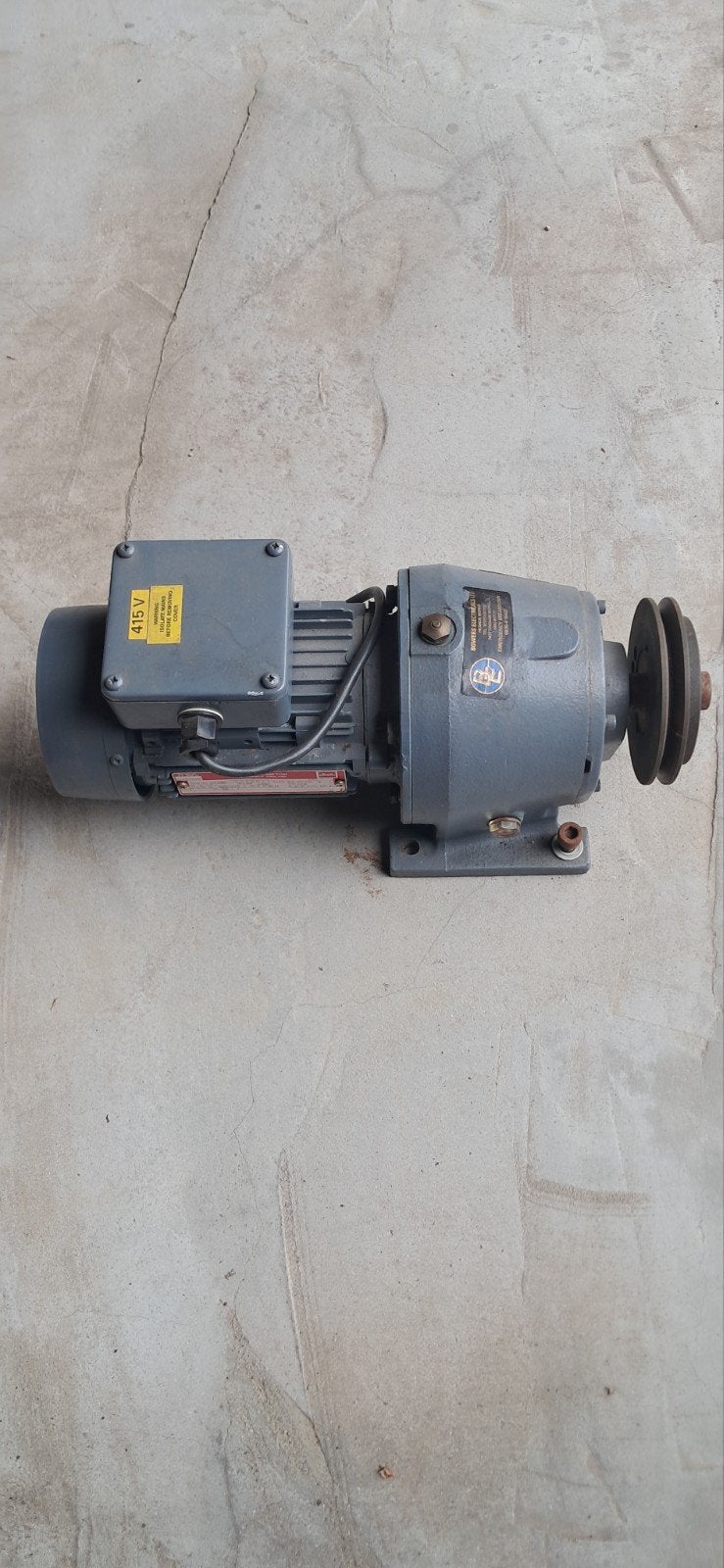 motor machine, Doe-het-zelf en Verbouw, Ophalen, Zo goed als nieuw, Elektromotor