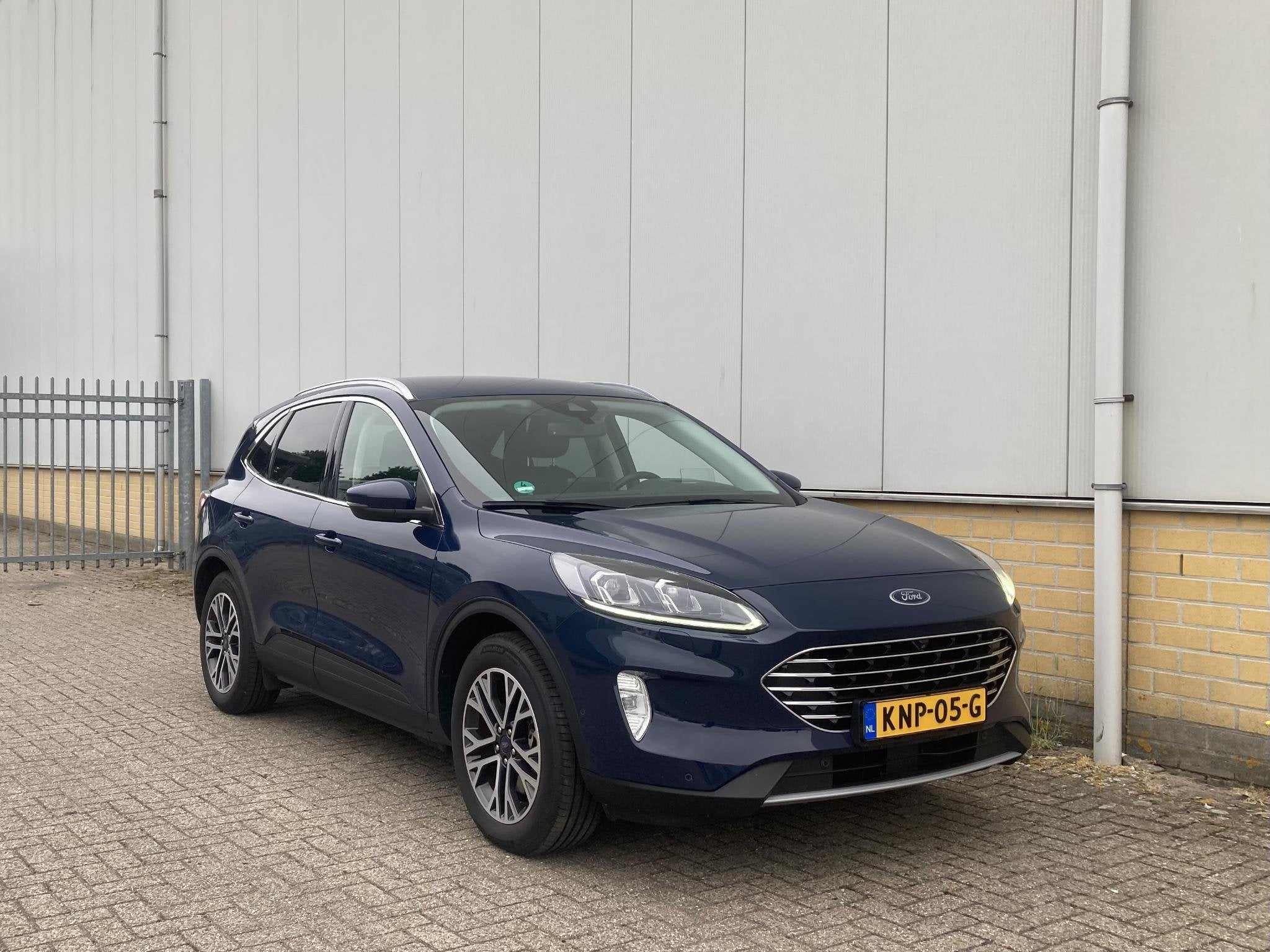 Ford Kuga 2.5 PHEV Titanium X Afneembare trekhaak - BLISS -, 14 kWh, Gebruikt, Euro 6, 4 cilinders