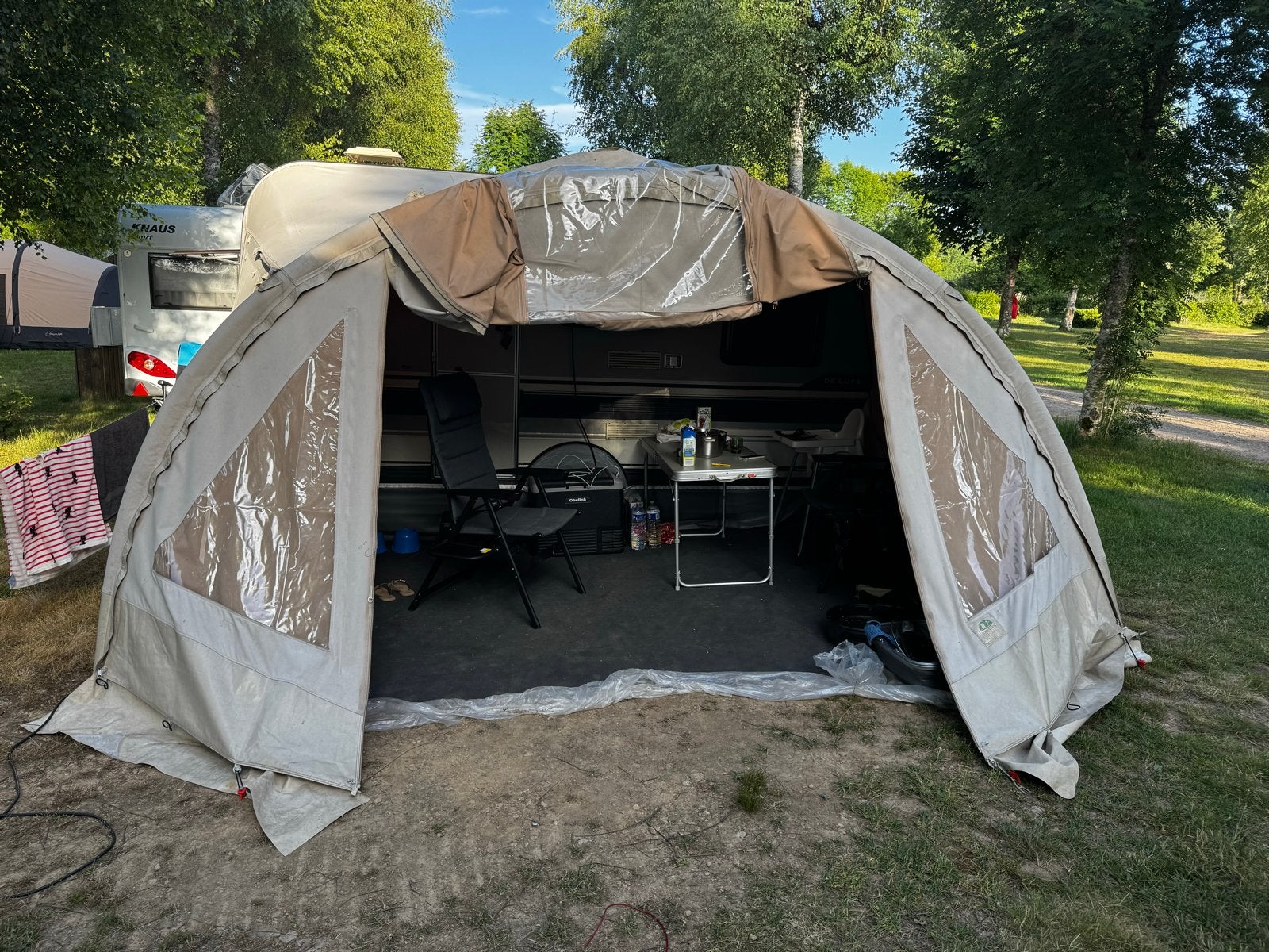 Karsten opblaas voortent omloopmaat 7, Caravans en Kamperen, Voortenten en Luifels, Ophalen, Gebruikt, Ten Cate All Season 240g/m2