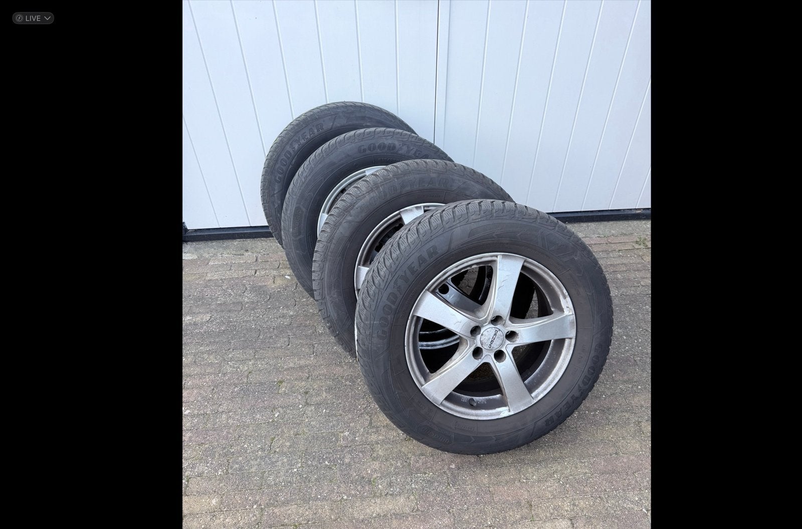 Goodyear Ultragrip Winterbanden 215/65R16 98H, Ophalen, 16 inch, Winterbanden, Band(en)