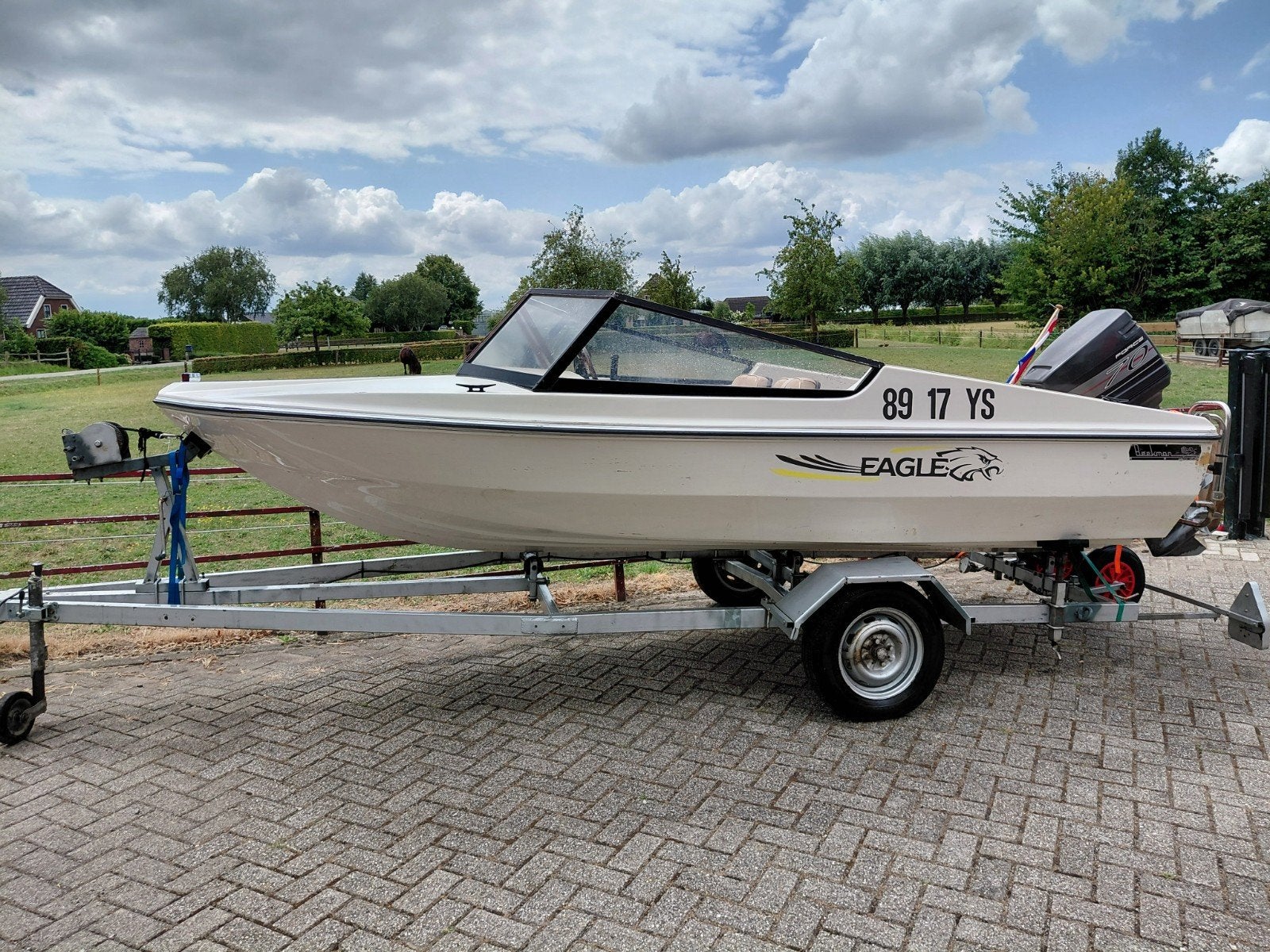 Speedboot Beekman 70pk met trailer, Ophalen