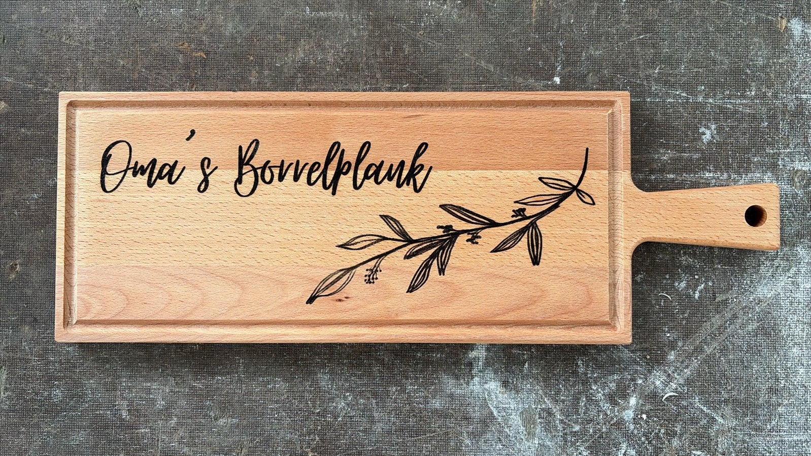 Beukenhouten Borrelplank 49x17cm - Oma's Borrelplank, Hout, Snij-/serveerplank, Nieuw, Ophalen of Verzenden