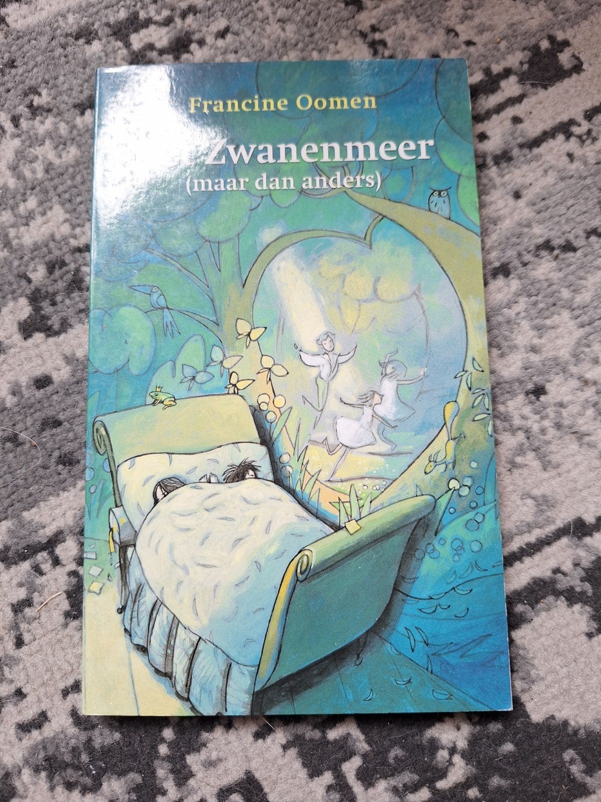 Francine Oomen - Het zwanenmeer (maar dan anders), Boeken, Fictie algemeen, Francine Oomen, Ophalen of Verzenden, Zo goed als nieuw