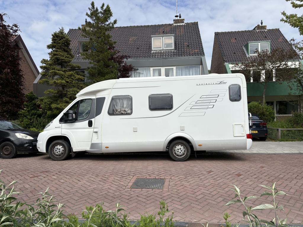 Hymer hymertramp T 654CL exclusive line (1046947), Ringverwarming, Airbags, Tot en met 2, Particulier