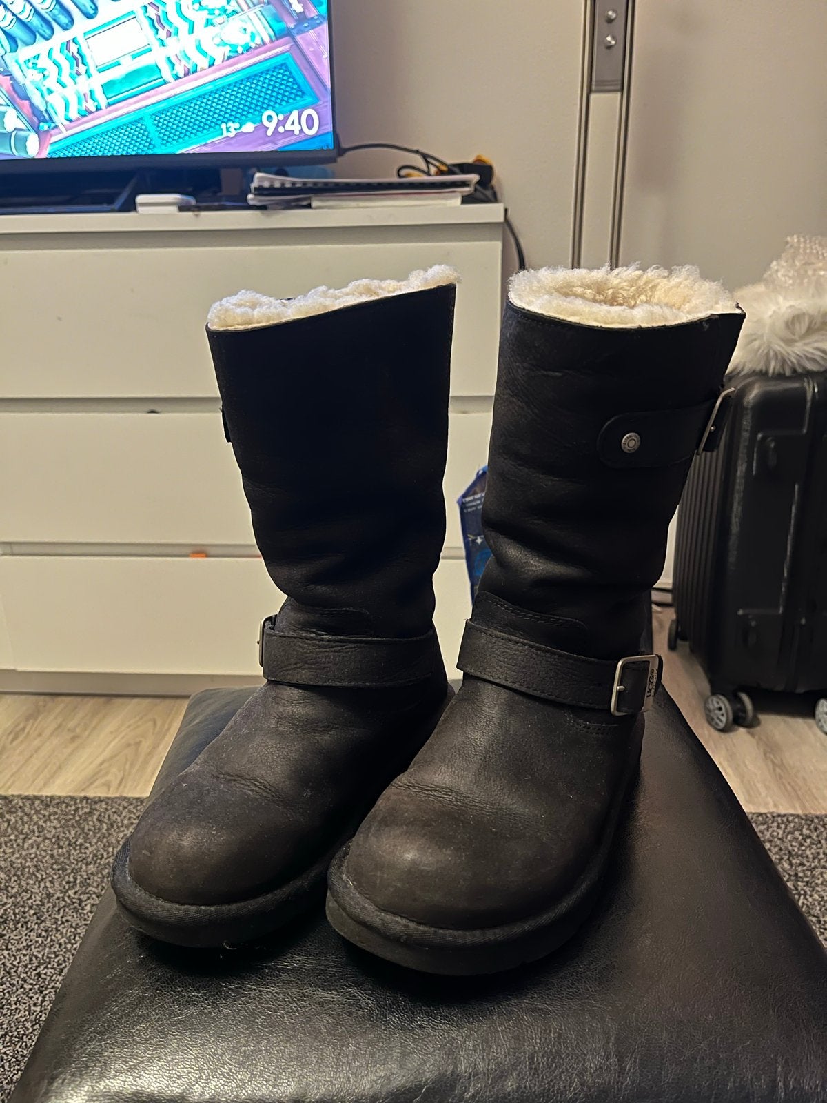 Warme UGG Australia winterlaarzen - Maat 36, Ophalen of Verzenden, Gedragen, Zwart, Lage of Enkellaarzen