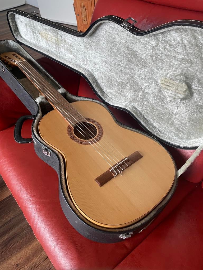HOFNER greenline, Ophalen of Verzenden, Zo goed als nieuw, Klassieke of Spaanse gitaar, Met koffer