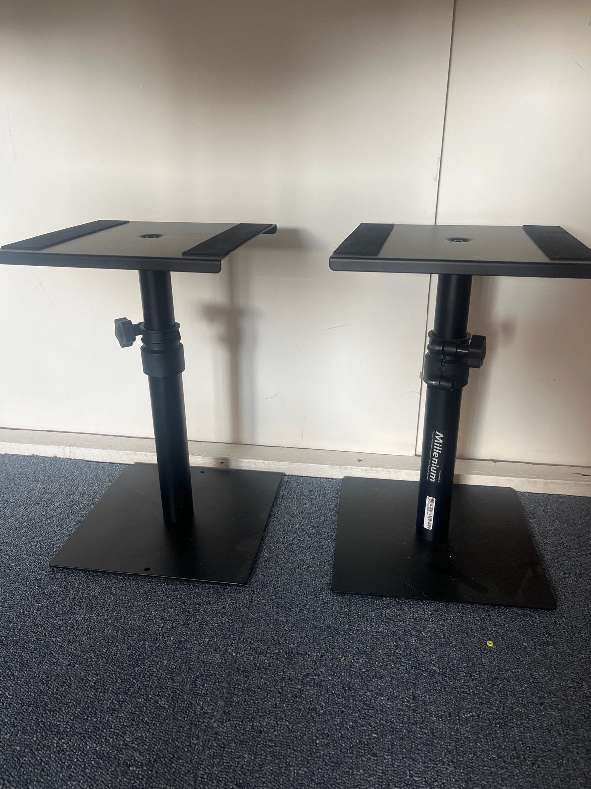 Millenium BS-500 Studiomonitor Stands - Set van 2, Audio, Tv en Foto, Studiomonitor, Gebruikt, Minder dan 60 watt, Ophalen