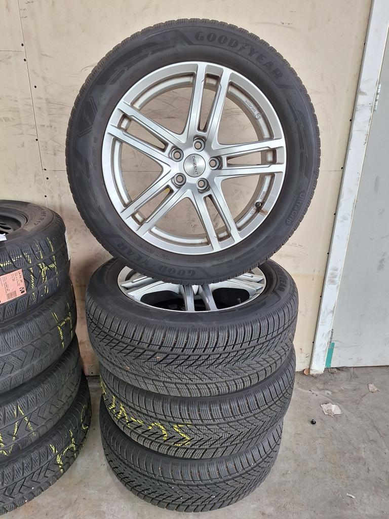 Volvo XC40 Winterset 18 Inch, Auto-onderdelen, Banden en Velgen, Ophalen, 18 inch, Gebruikt, -
